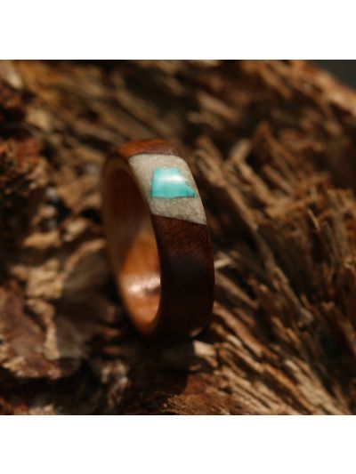 Rustic Ocean - Holzring aus Nussholz & Eiche / Muschel & Türkis