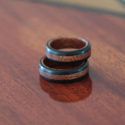 Obsidian Flame – Holzring aus Ebenholz & Mahagoni