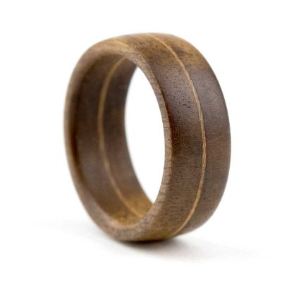 Pine Walnut – Holzring aus Walnussholz & Zirbe
