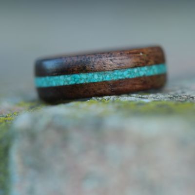 Turquoise Walnut – Holzring aus Walnussholz & Türkis