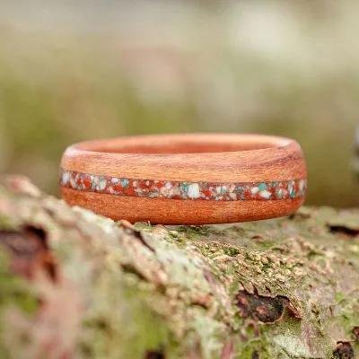 Olive Aura – Holzring aus Olivenholz mit Inlay