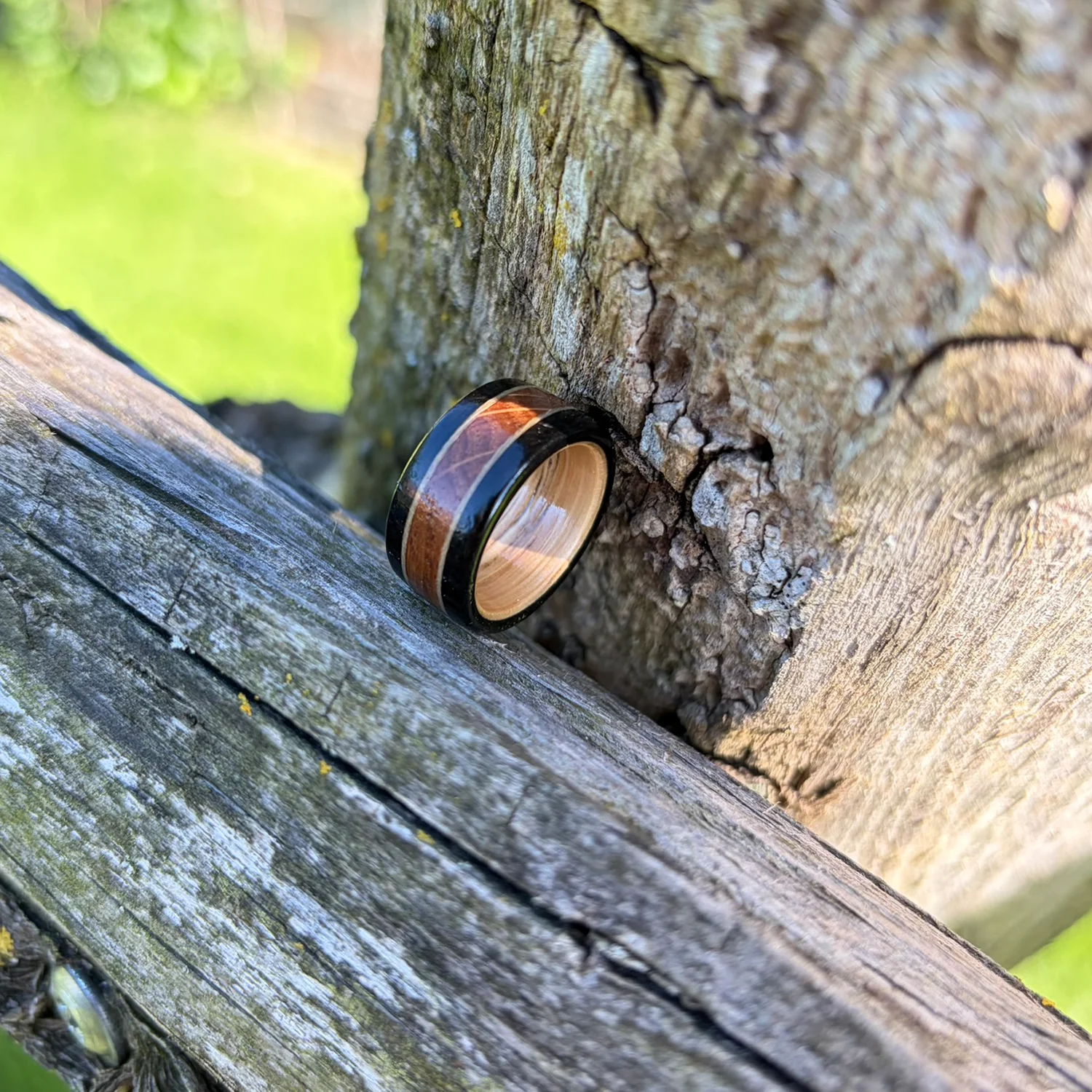 Handgefertigter Ring aus Fassholz von michelwald